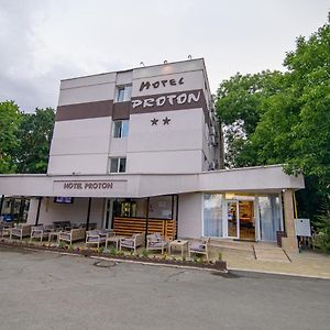 Hotel Proton